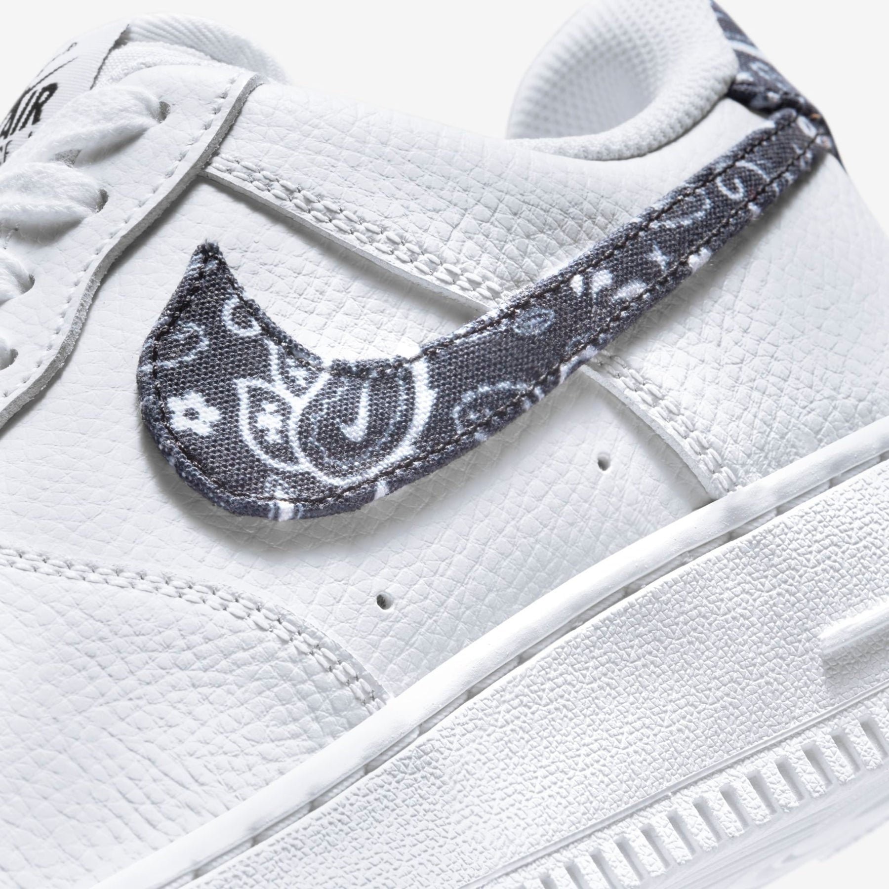 Nike Air Force 1 'Black Paisley'